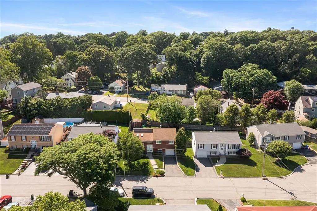 63 Lynde Street Providence RI 02908