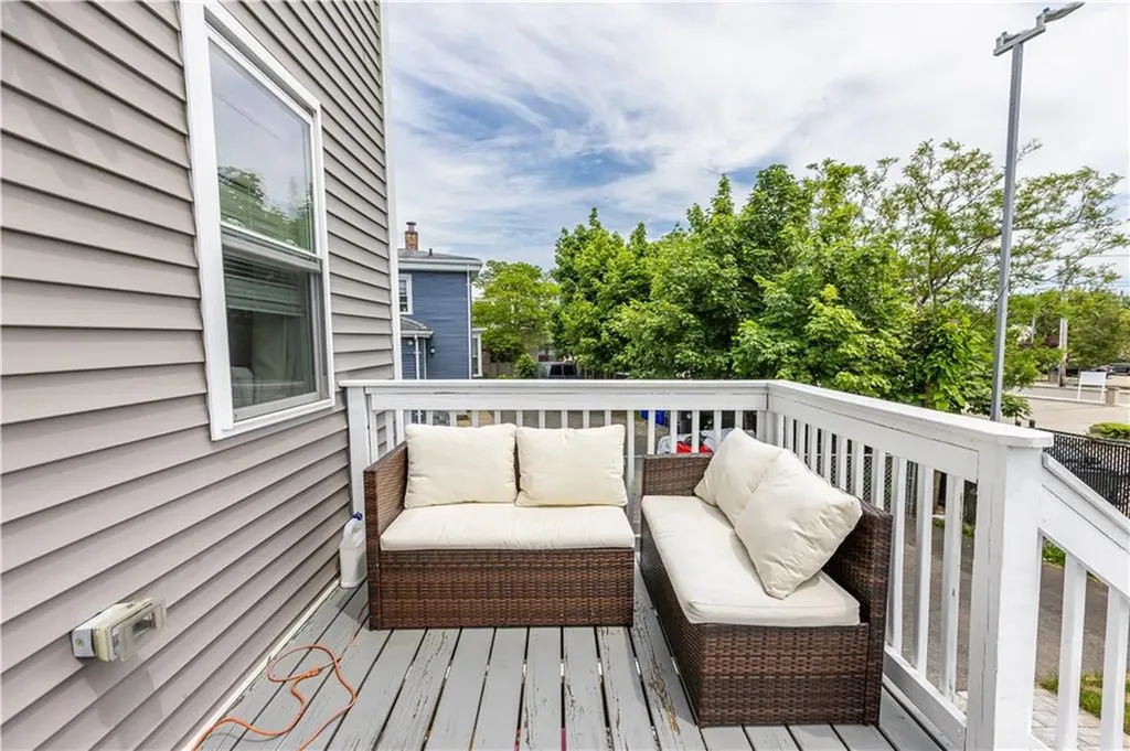172 Baker Street Providence RI 02905