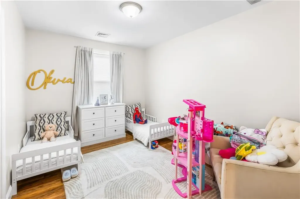 172 Baker Street Providence RI 02905