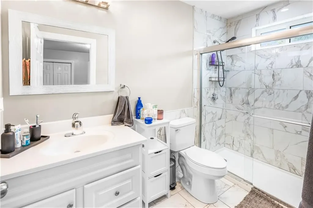 172 Baker Street Providence RI 02905