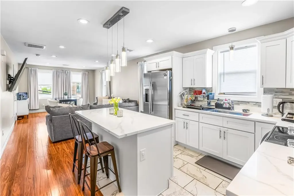 172 Baker Street Providence RI 02905