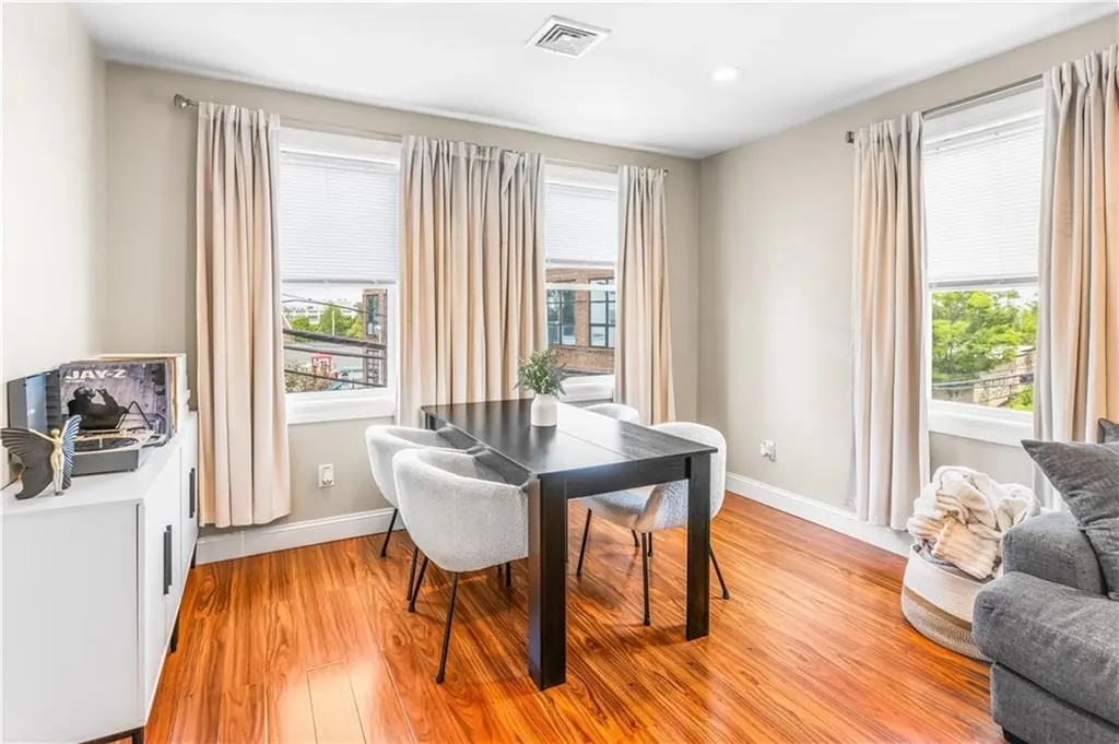 172 Baker Street Providence RI 02905