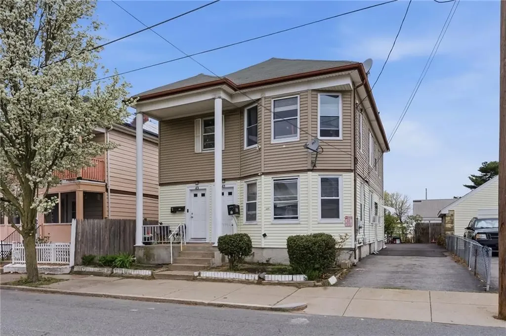 41 Utton Avenue Pawtucket RI 02860