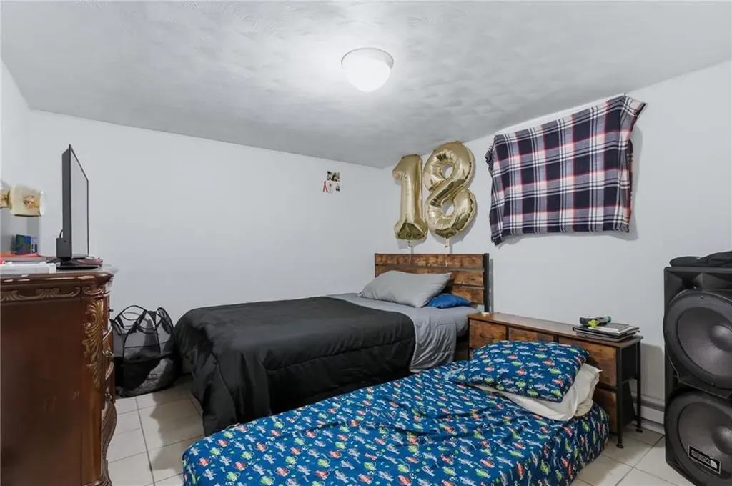 41 Utton Avenue Pawtucket RI 02860