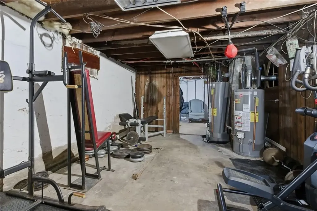 41 Utton Avenue Pawtucket RI 02860