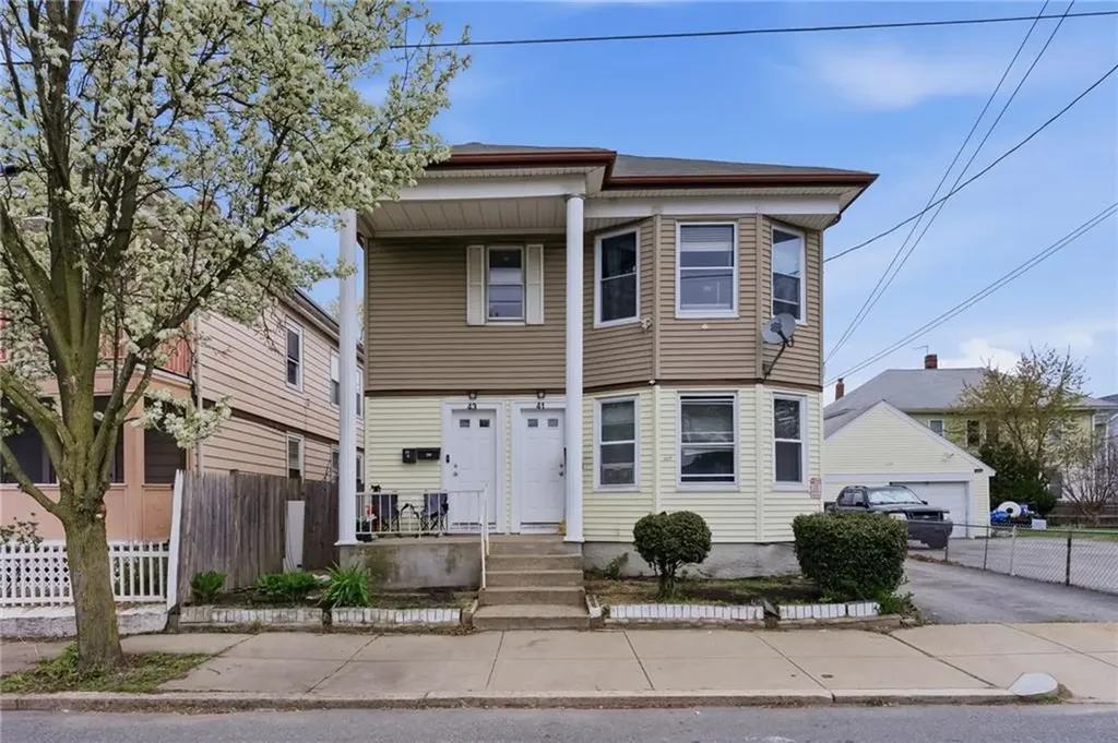 41 Utton Avenue Pawtucket RI 02860