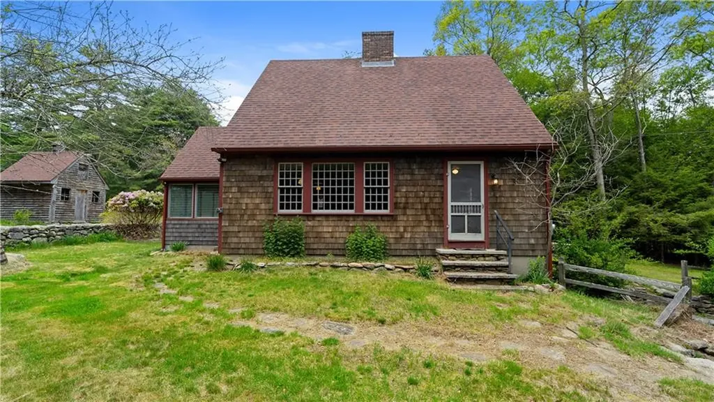 17 Burgess Road Foster RI 02825