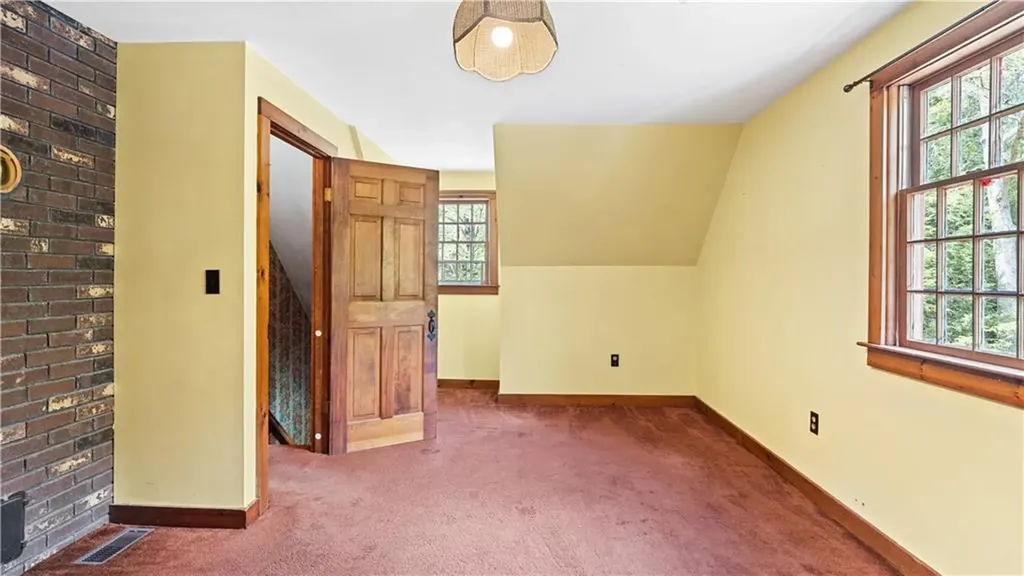 17 Burgess Road Foster RI 02825