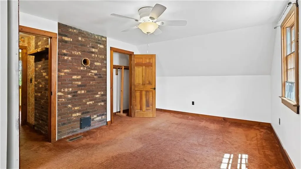 17 Burgess Road Foster RI 02825