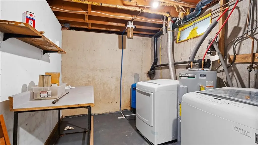 17 Burgess Road Foster RI 02825