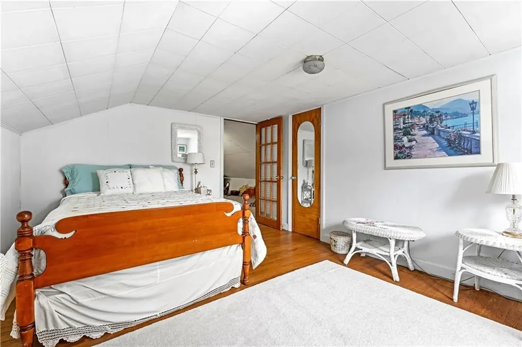 133 Tupelo Hill Drive Cranston RI 02920