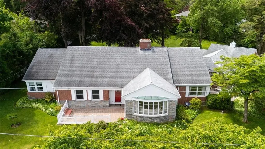 133 Tupelo Hill Drive Cranston RI 02920
