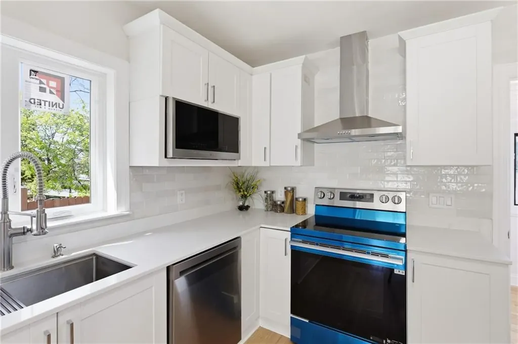 35 Myra Street Providence RI 02909