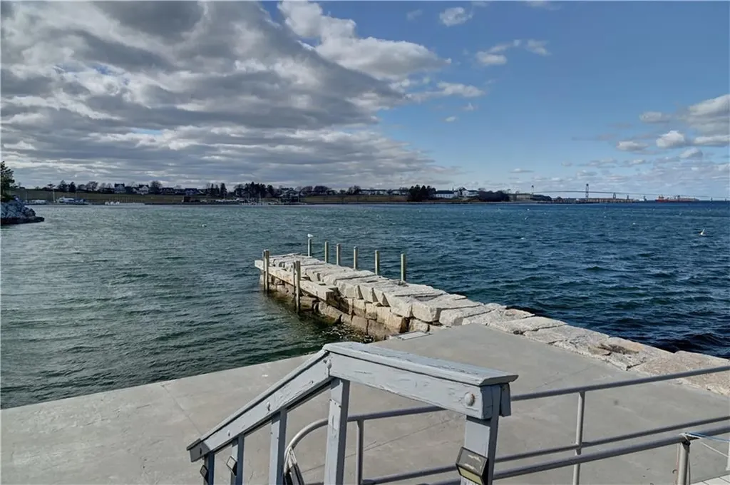 127 Harrison Avenue Newport RI 02840