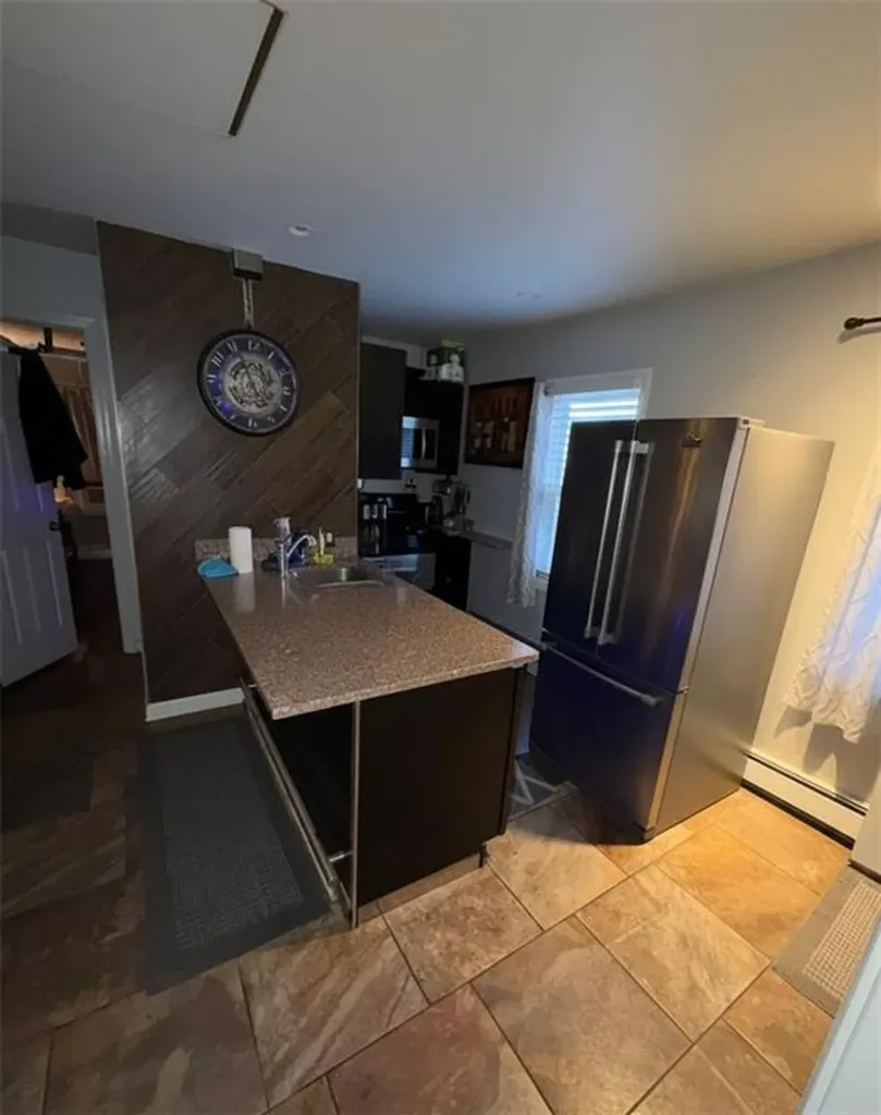 876 Douglas Avenue Providence RI 02908