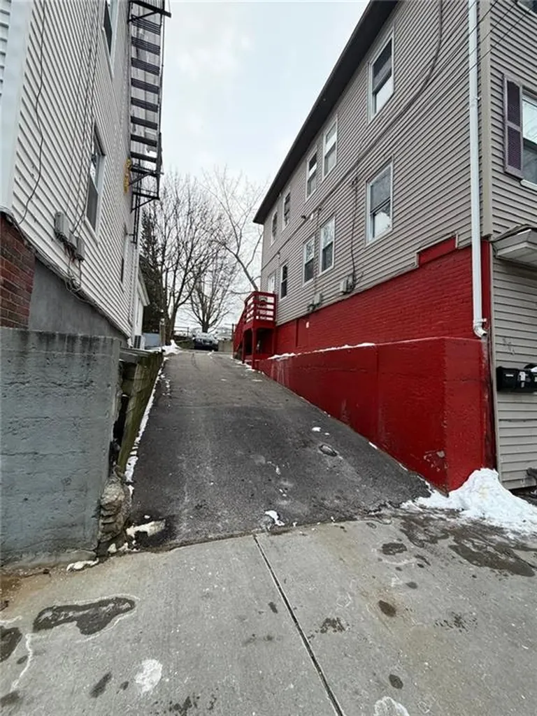 876 Douglas Avenue Providence RI 02908