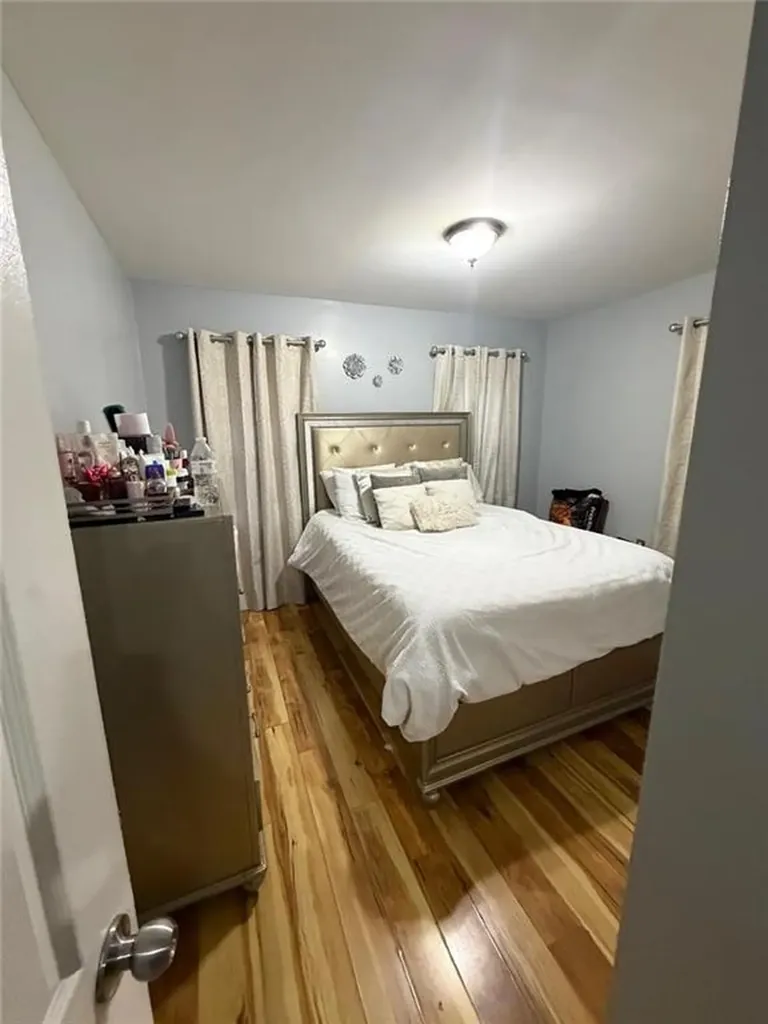 876 Douglas Avenue Providence RI 02908