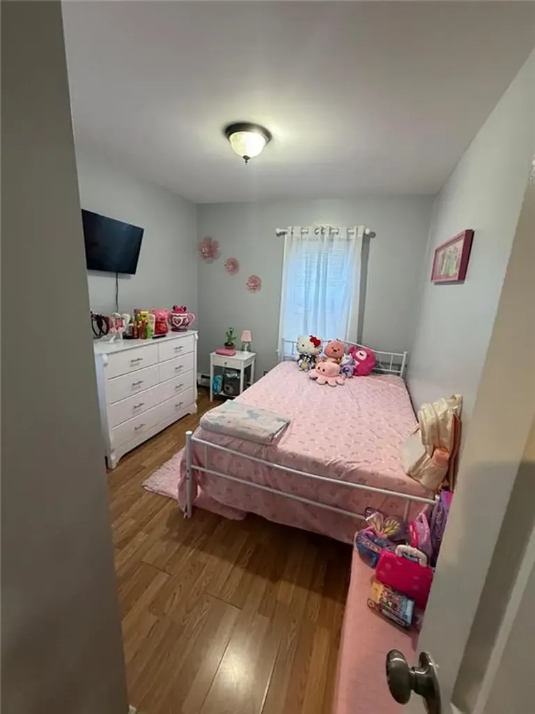 876 Douglas Avenue Providence RI 02908