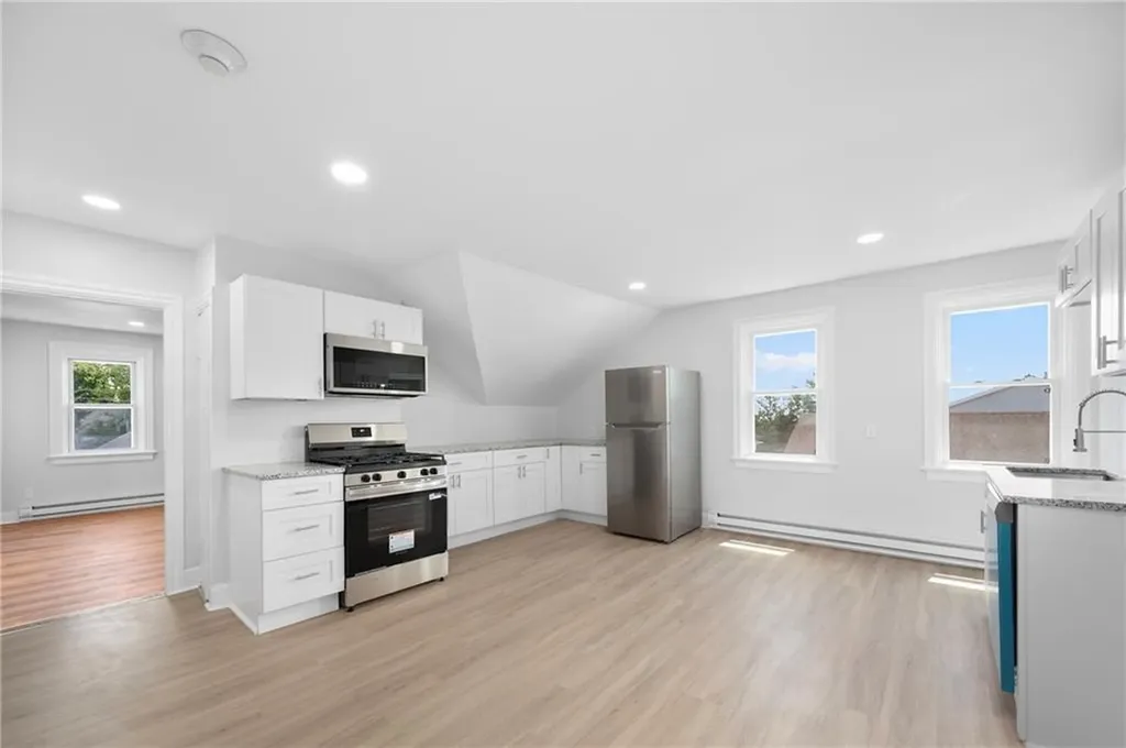 52 Erastus Street Providence RI 02909