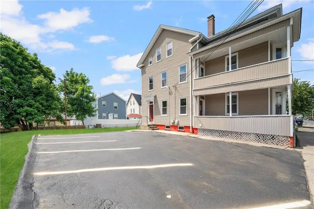52 Erastus Street Providence RI 02909
