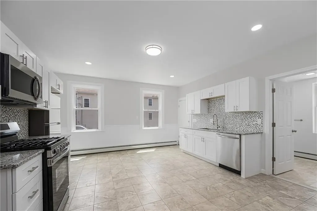 52 Erastus Street Providence RI 02909