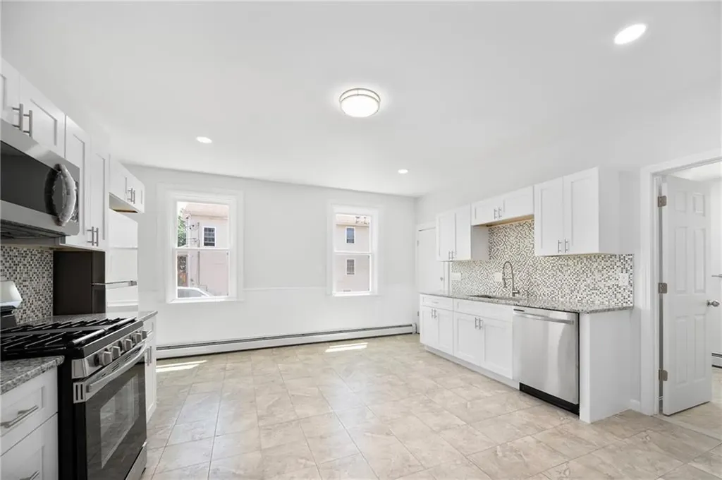 52 Erastus Street Providence RI 02909
