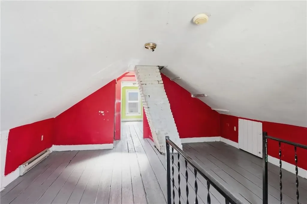 8 Mann Avenue Newport RI 02840