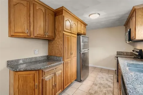302 Shore Acres Avenue North Kingstown RI 02852