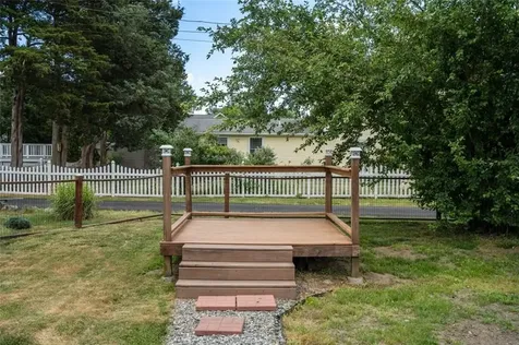 302 Shore Acres Avenue North Kingstown RI 02852