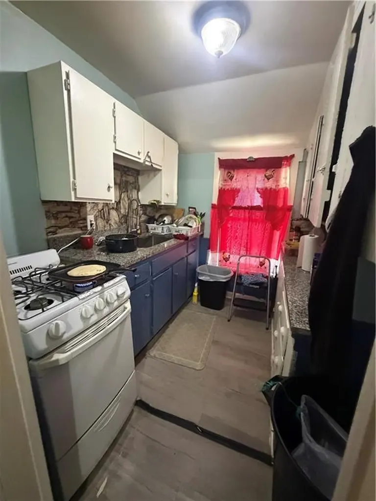 72 Sylvian Street Central Falls RI 02863