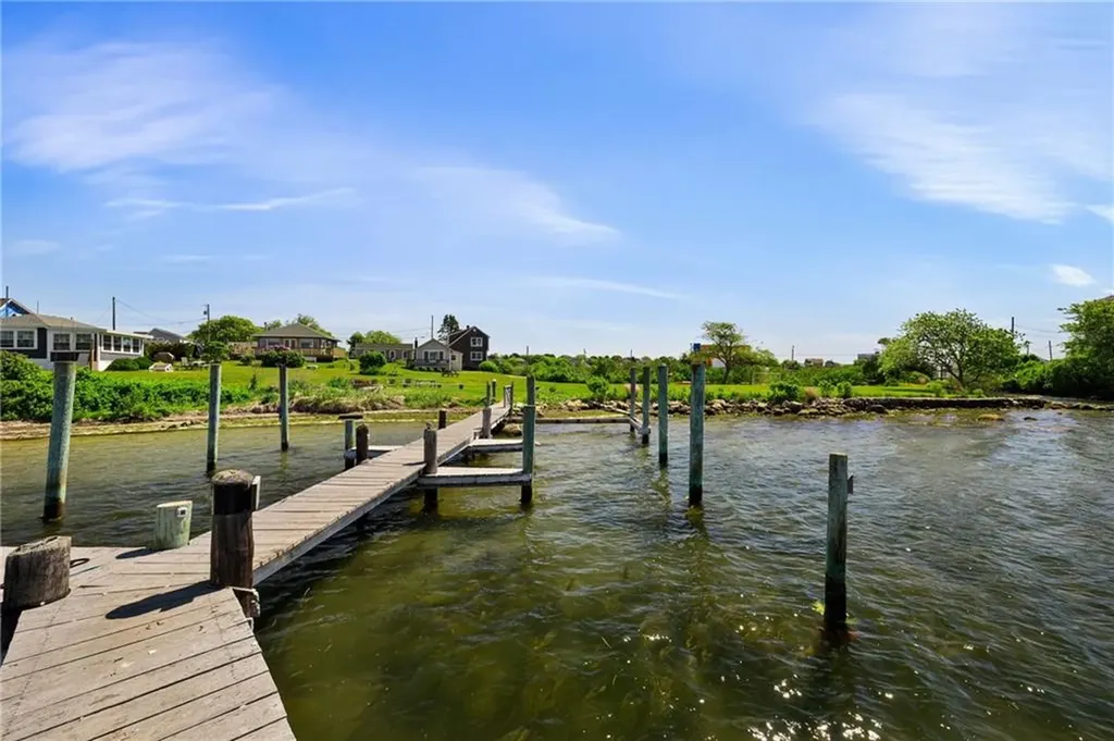 60 F Chappell Road South Kingstown RI 02879