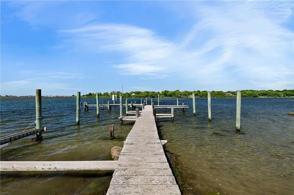 60 F Chappell Road South Kingstown RI 02879