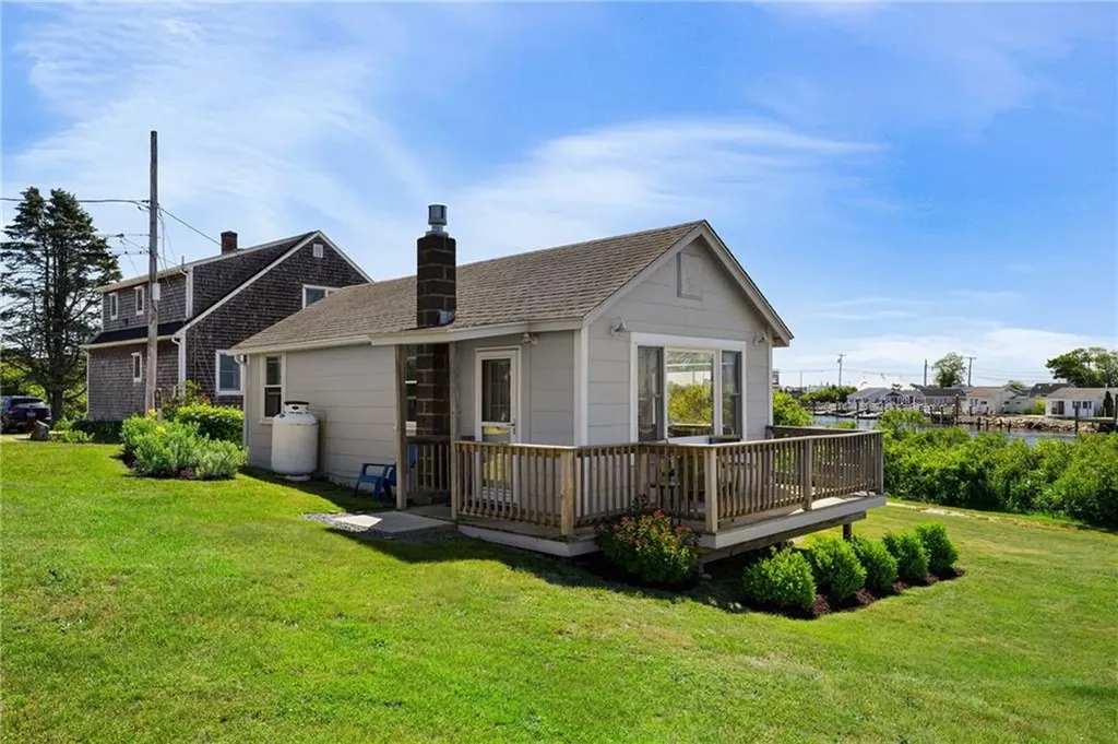 60 F Chappell Road South Kingstown RI 02879