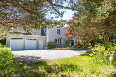 517 Lake Road Tiverton RI 02878