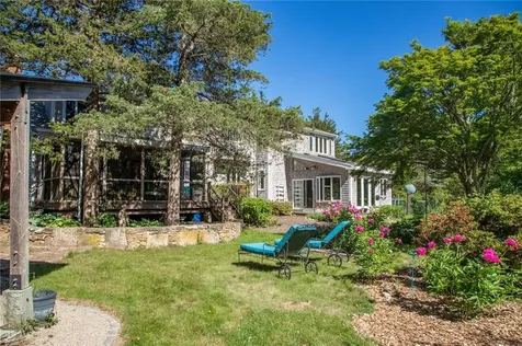 517 Lake Road Tiverton RI 02878