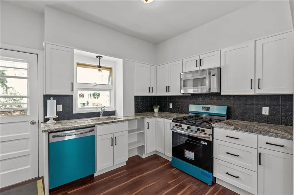 45 Smith Street East Providence RI 02915