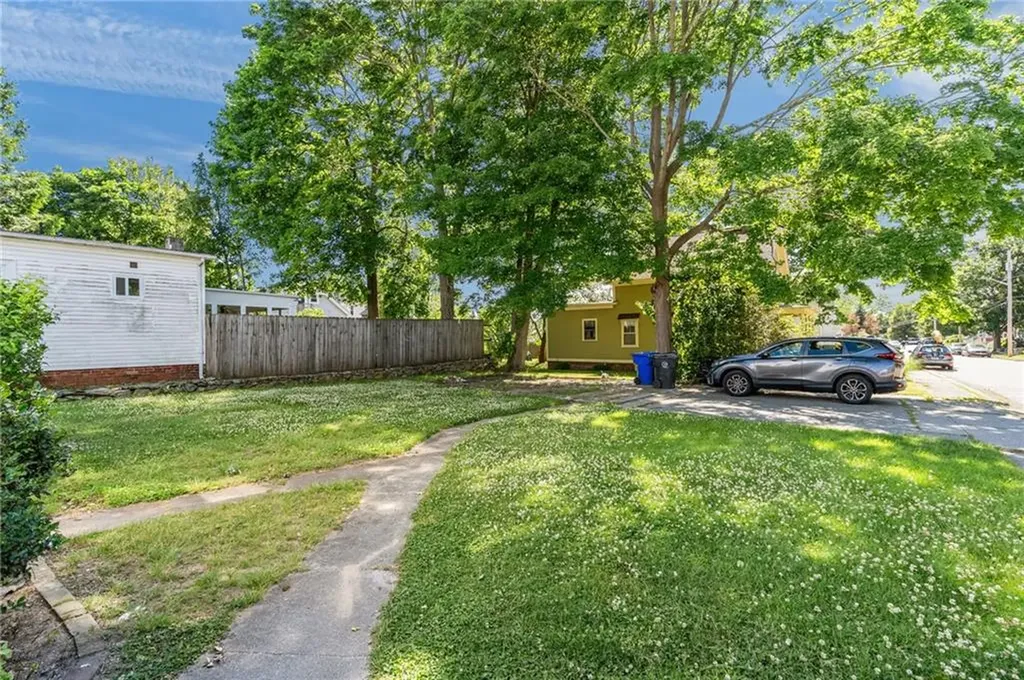 45 Smith Street East Providence RI 02915