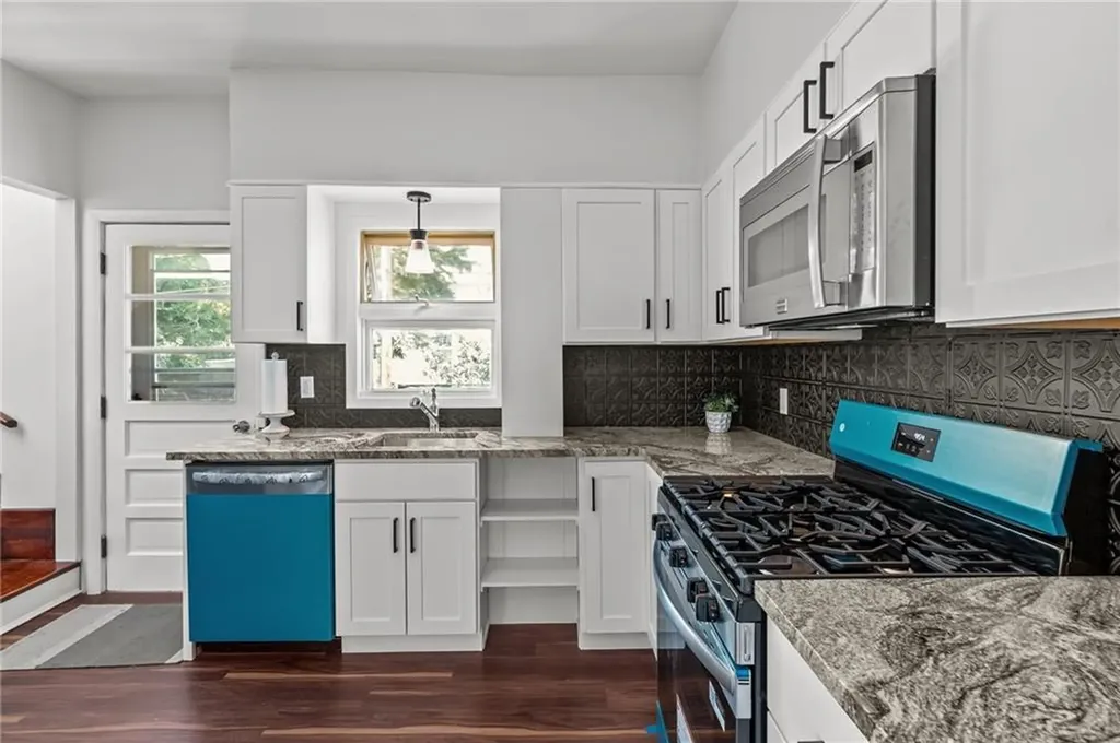 45 Smith Street East Providence RI 02915
