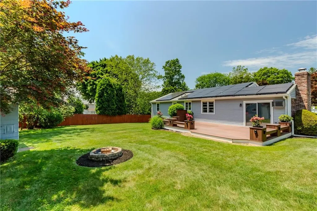 7 Oakcrest Drive North Providence RI 02904