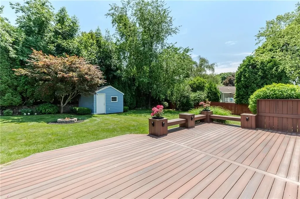 7 Oakcrest Drive North Providence RI 02904