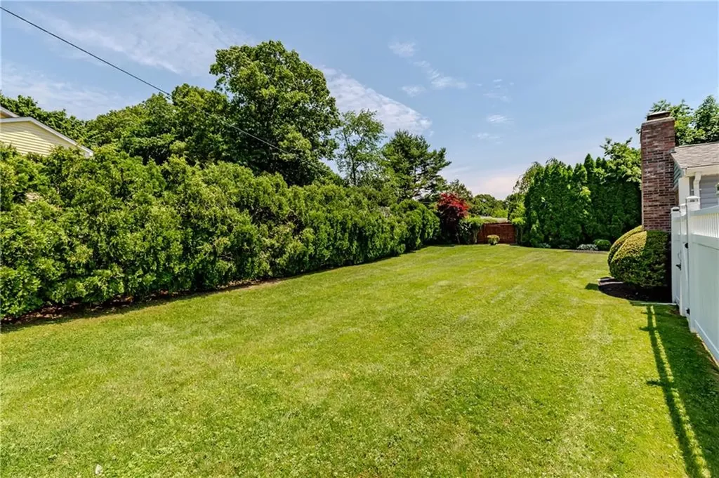 7 Oakcrest Drive North Providence RI 02904