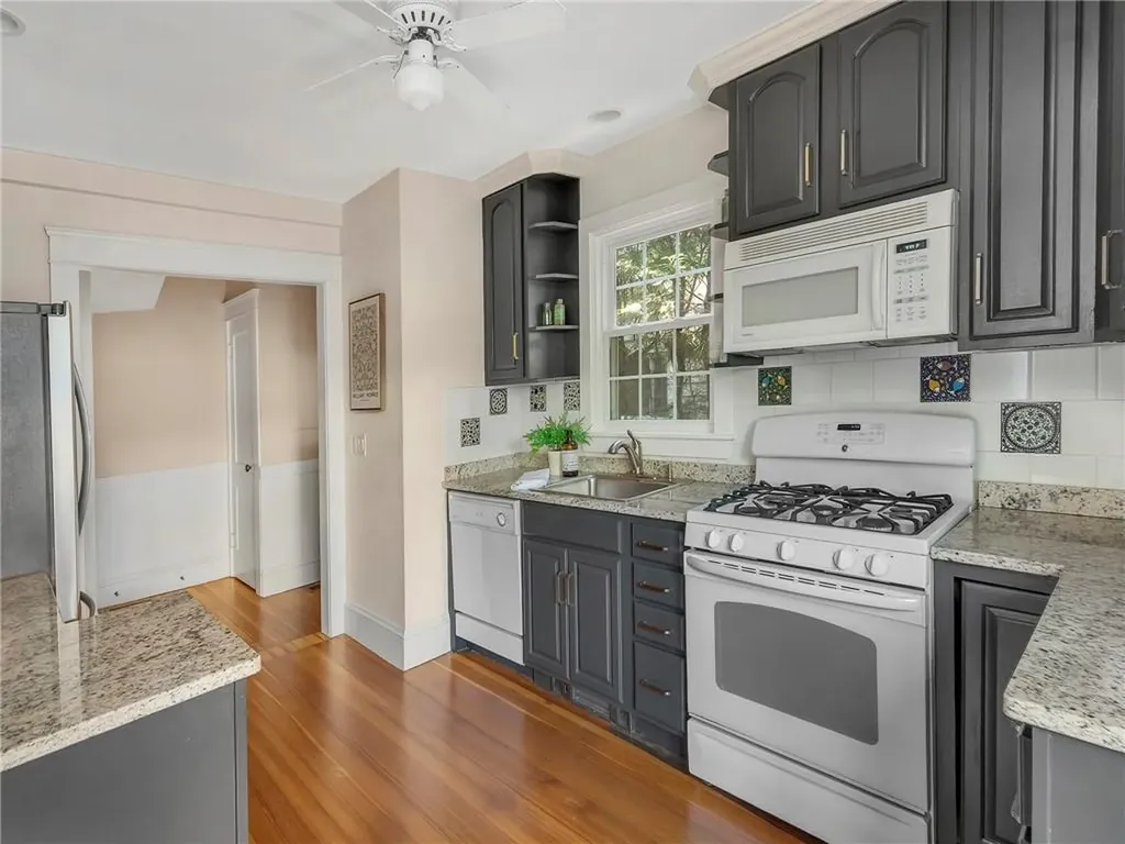 377 Cole Avenue Providence RI 02906