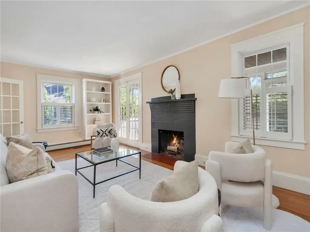 377 Cole Avenue Providence RI 02906