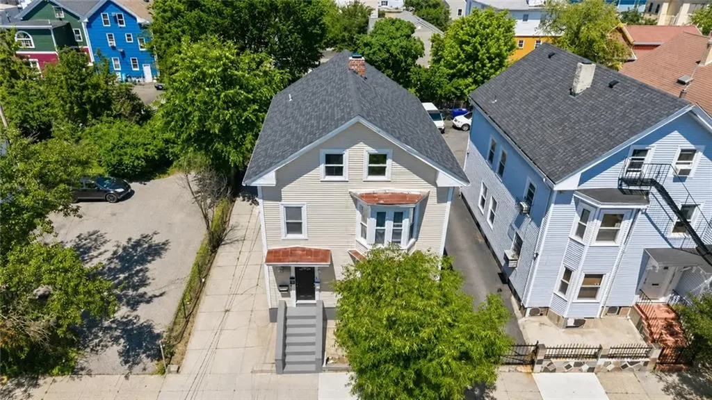195 Bellevue Avenue Providence RI 02907