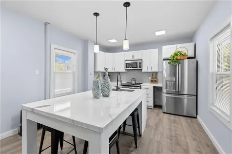 195 Bellevue Avenue Providence RI 02907