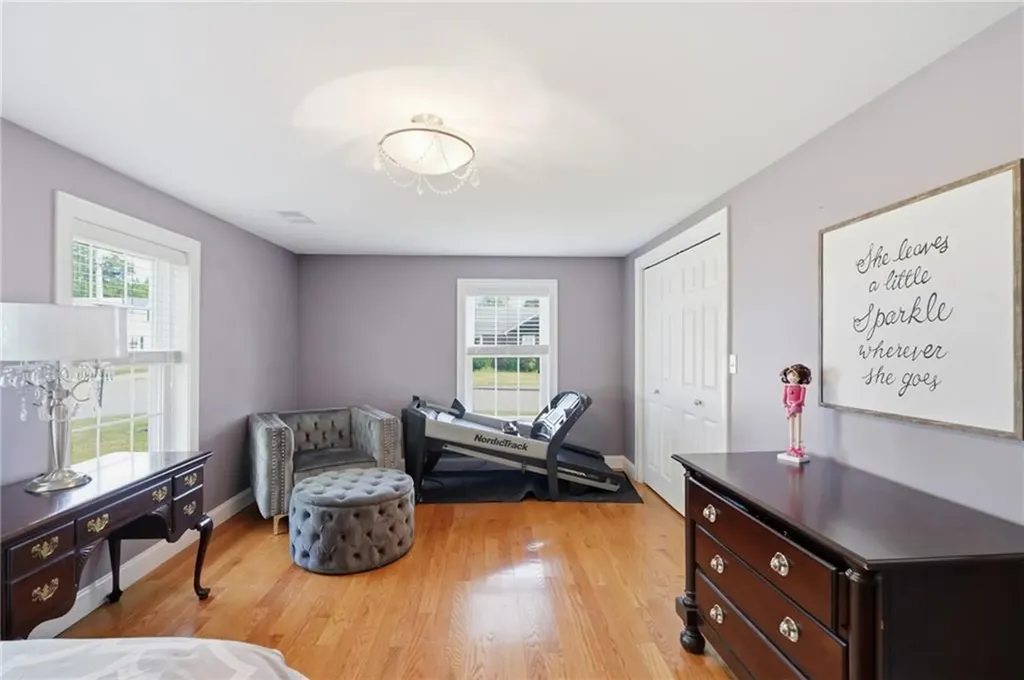 336 Dover Avenue East Providence RI 02914
