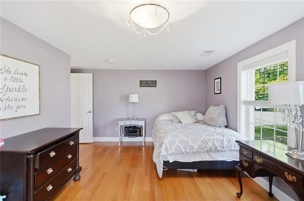 336 Dover Avenue East Providence RI 02914