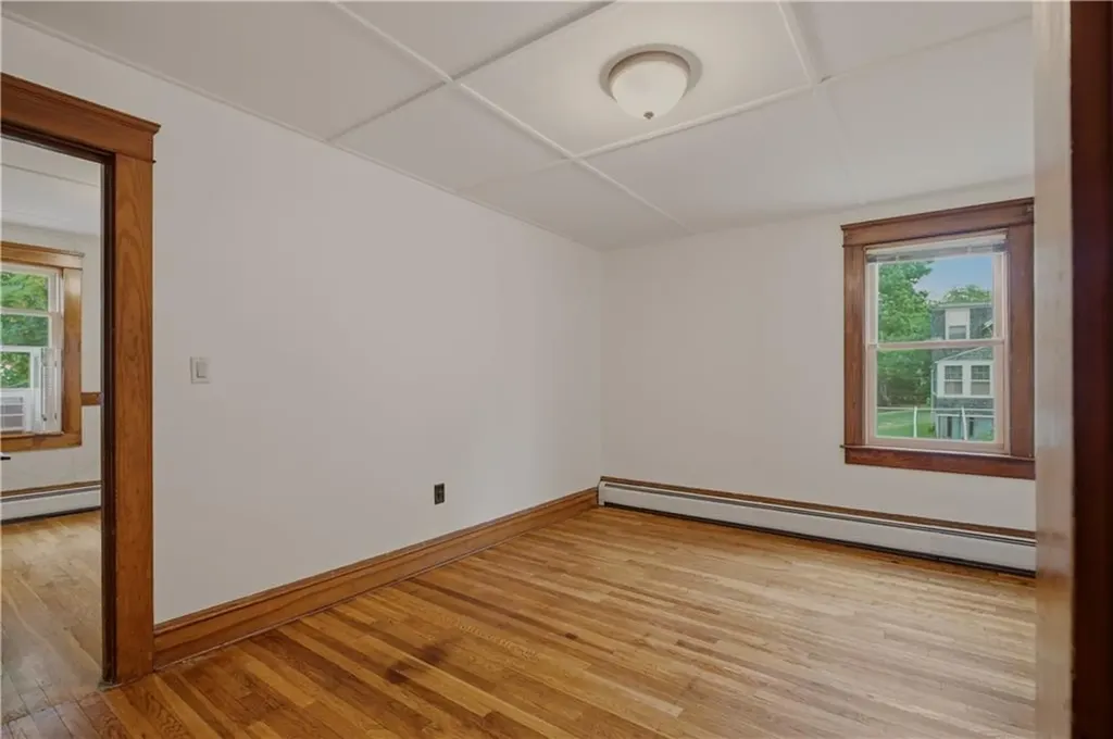 22 South Avenue Tiverton RI 02878