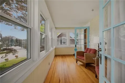 22 South Avenue Tiverton RI 02878