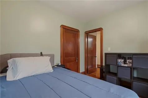 22 South Avenue Tiverton RI 02878